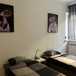 Spacious Modern Vintage Flat In The Heart Of Sofia